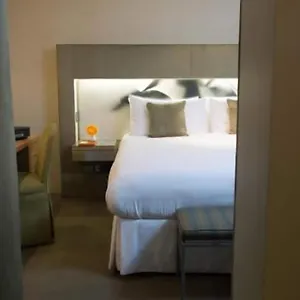 Otel Shoreham ****